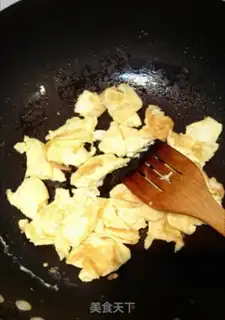Make Scribbling eggs step 1