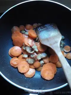 Make Carrot and meat step 3