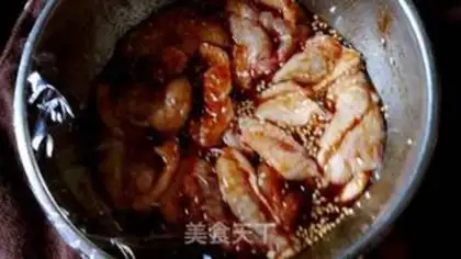 Make Boiled chicken wings and golden mushrooms step 9