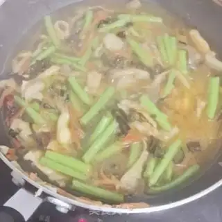 Make Five bean bean bean noodles step 6