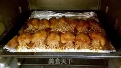Make Boiled chicken wings and golden mushrooms step 16