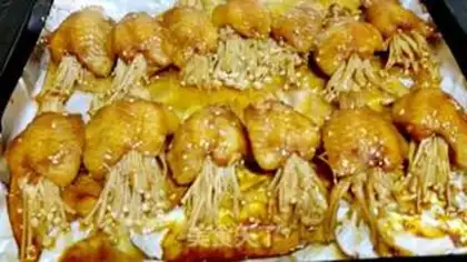 Make Boiled chicken wings and golden mushrooms step 17