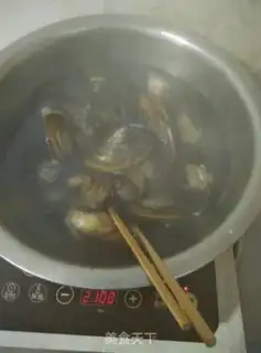 Make Fans steamed clams step 1