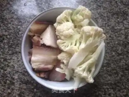 Make Garlic meat step 1