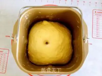 Make Orange rolls step 5