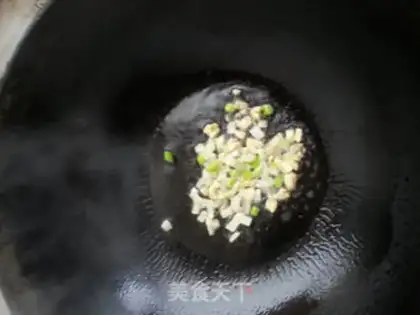 Make Seafood mushrooms and egg dolls step 5