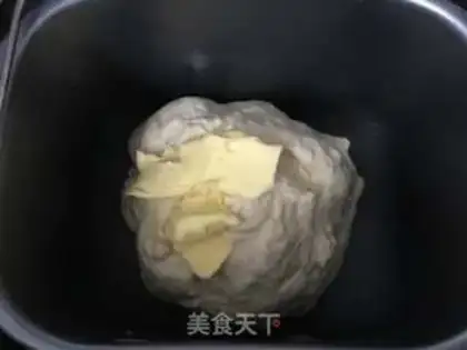 Make Chinese cheese bread step 3