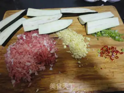 Make Garlic pasta roast eggplant step 1