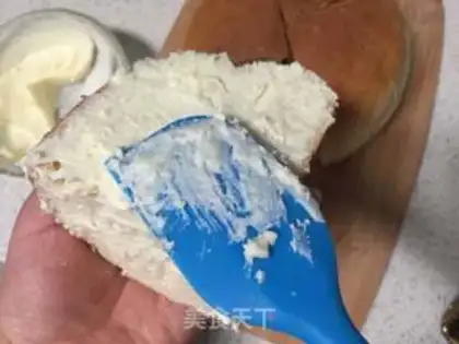 Make Chinese cheese bread step 18