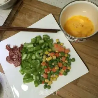 Make Cricket fried rice step 1