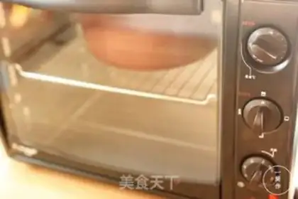 Make The olive oil baked potatoes step 2