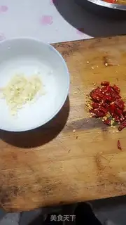 Make Carrot cucumbers with bean skin step 2