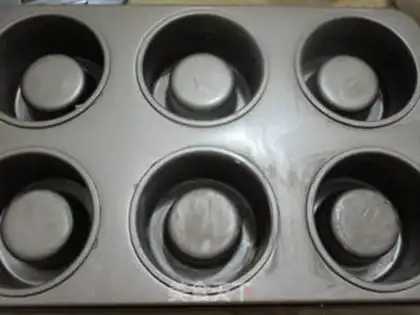 Make Yogurt fruit cake step 1