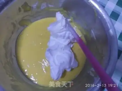 Make Barbie doll cake step 9