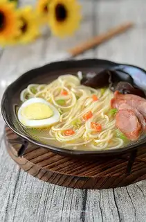 Make Sour spicy. Soup noodles step 9
