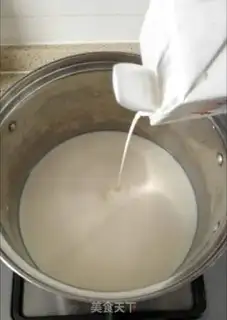 Make Red bean milk stew step 1
