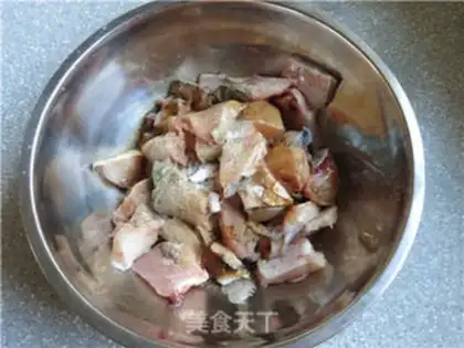 Make Dried casserole chips step 1