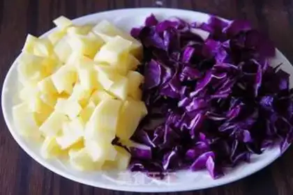 Make Yellow curry chicken step 1
