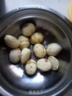 Make Red-tree chestnut porridge step 0