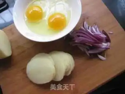 Make Spanish potato pancakes step 0