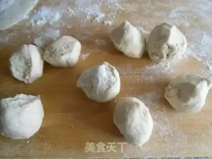Make Meat buns step 4