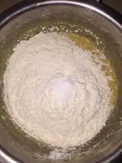 Make Peach cookies step 1