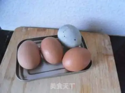 Make The pine omelet step 0