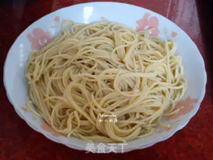 Make Onion noodles step 1
