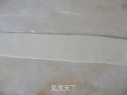 Make Butterfly roll step 1