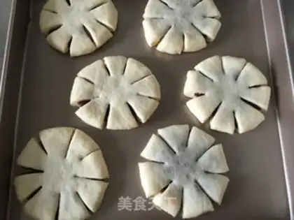 Make Bean and sand, bread step 4