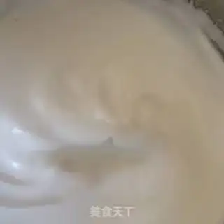 Make Strawberry naked cake step 10