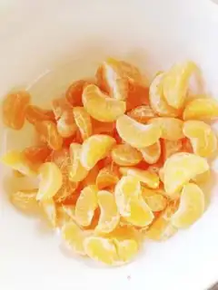Make Sugar orange sauce step 1