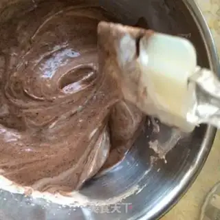 Make Strawberry naked cake step 14