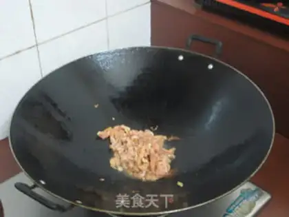 Make Shrimp sausage pizza step 3