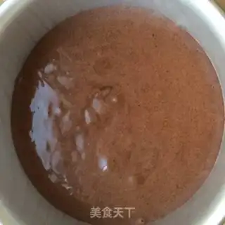 Make Strawberry naked cake step 16