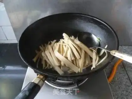 Make The green bean sprouts step 5