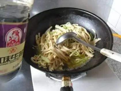 Make The green bean sprouts step 7