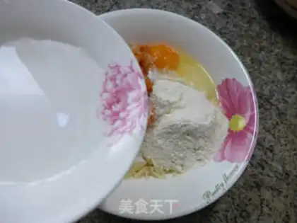Make Egg pickles and potatoes step 5