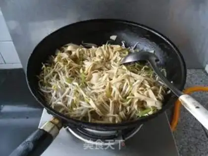 Make The green bean sprouts step 10