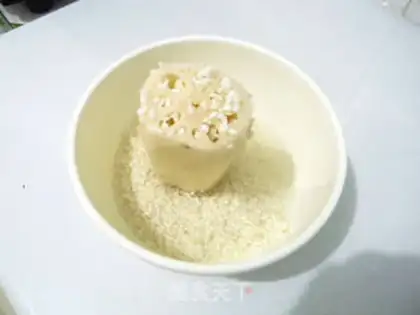 Make Ice-cracked red date rice step 2