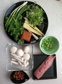 Make Mushroom sauce noodles step 0