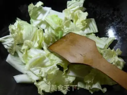 Make Curry and cabbage step 1