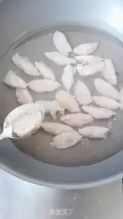 Make White jade eggskin shrimp step 8