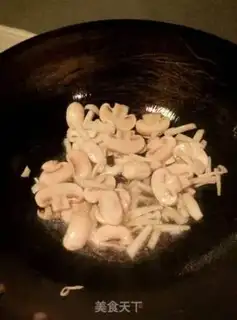 Make Mushroom sauce noodles step 2