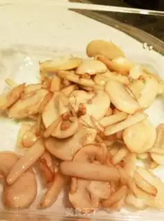 Make Mushroom sauce noodles step 3