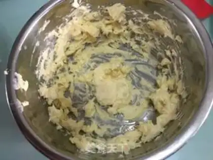 Make Bear cake step 12
