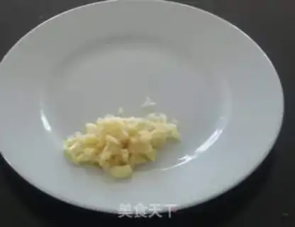 Make Garlic cabbage step 1