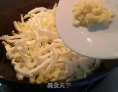 Make Garlic cabbage step 4