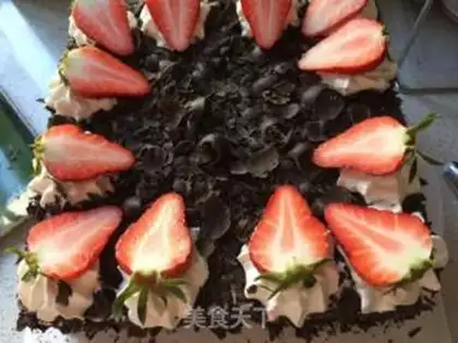 Make Strawberry black forest cake step 14