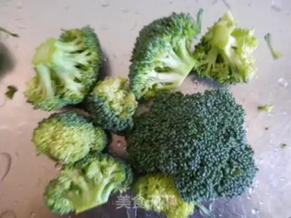 Make Carrot and broccoli step 0